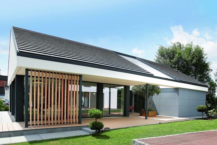 Połączenie technologii prefabrykacji z dobrej jakości materiałami to odpowiedź na to, jak budować nowocześnie i odpowiedzialnie zarazem Połączenie technologii prefabrykacji z dobrej jakości materiałami to odpowiedź na to, jak budować nowocześnie i odpowiedzialnie zarazem