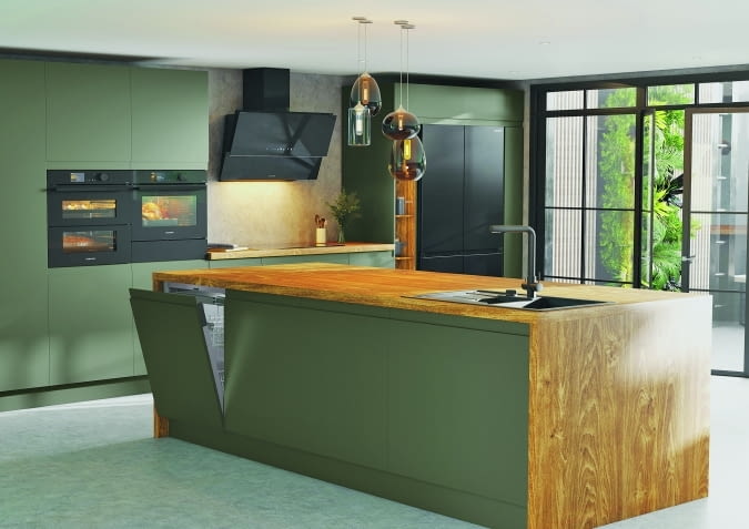 DW60BG850B00ET Z WIFI, SAMSUNG system Water Jet Clean pozwala na dokładne zmywanie z zachowaniem wysokiej klasy energetycznej. Zużywa tylko 8 litrów wody na pełen cykl zmywania i suszenia