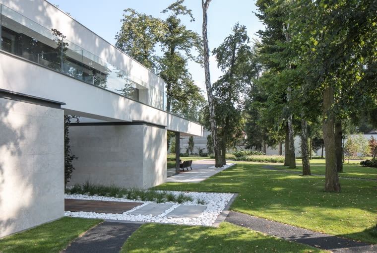 RE: LONG HOUSE.  Proj. REFORM Architekt RE: LONG HOUSE.  Proj. REFORM Architekt