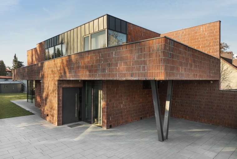 Skinny House w Warszawie. Proj. PAWEL LIS ARCHITEKCI Skinny House w Warszawie. Proj. PAWEL LIS ARCHITEKCI