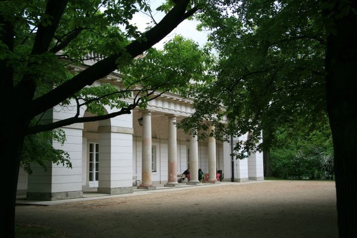 Stara Kordegarda. Tu za czasów Stanisława Augusta stacjonowała straż królewska.