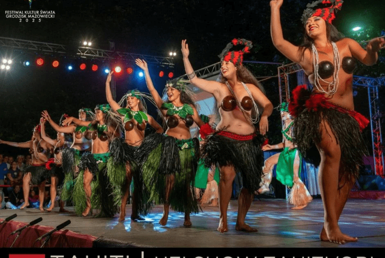 Zespół z Tahiti Festiwal Kultur Świata 2025 Grodzisk Mazowiecki Zespół z Tahiti Festiwal Kultur Świata 2025 Grodzisk Mazowiecki