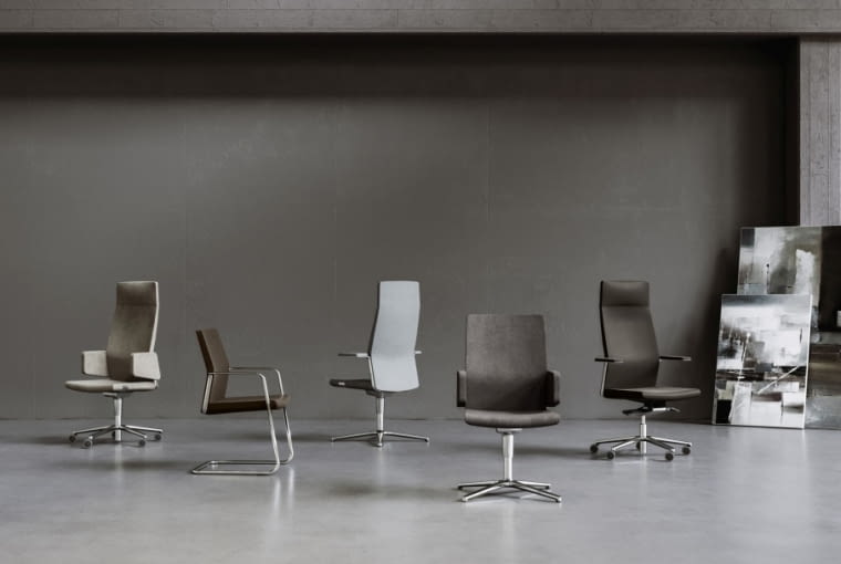 Kolekcja MyTurn. Meble Paula Brooksa dla polskiej marki w nowej odsłonie