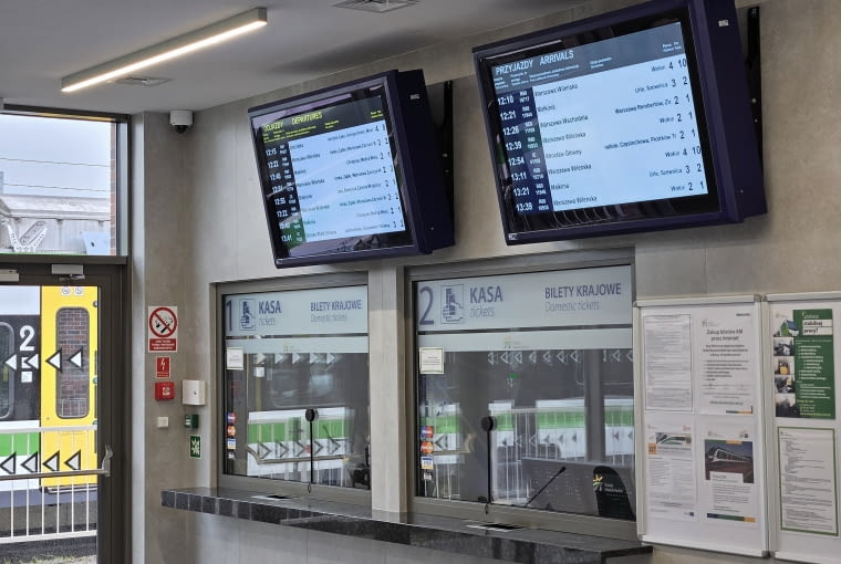 Dworzec w Tłuszczu - wnętrza Dworzec w Tłuszczu - wnętrza