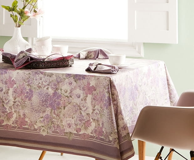 Zara Home - obrus: 239 zł; serwetki (4 szt.): 99 zł. zara home, nowości, wiosenne dodatki we wnętrzach, 2014, trendy, dodatki, wnętrzarskie dodatki, akcesoria