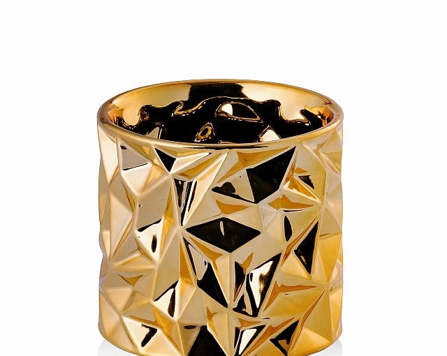 Ta osłonka będzie z pewnością efektownym dodatkiem do każdego wnętrza Ta osłonka będzie z pewnością efektownym dodatkiem do każdego wnętrza