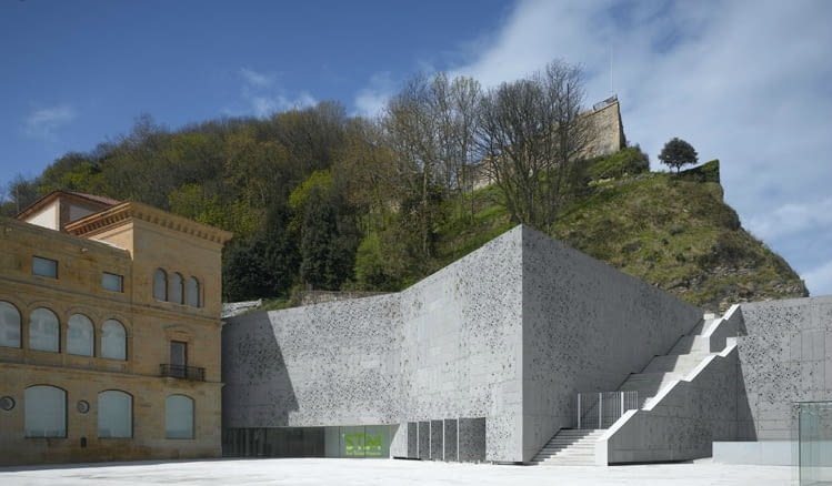 Muzeum San Telmo w San Sebastian (Hiszpania) po gruntownej przebudowie pod kierunkiem biura projektowego Nieto Sobejano Arquitectos. fot. AgenciaE.tv para Nieto Sobejano Arquitectos, www.nietosobejano.com Muzeum San Telmo w San Sebastian (Hiszpania) po gruntownej przebudowie pod kierunkiem biura projektowego Nieto Sobejano Arquitectos. fot. AgenciaE.tv para Nieto Sobejano Arquitectos, www.nietosobejano.com