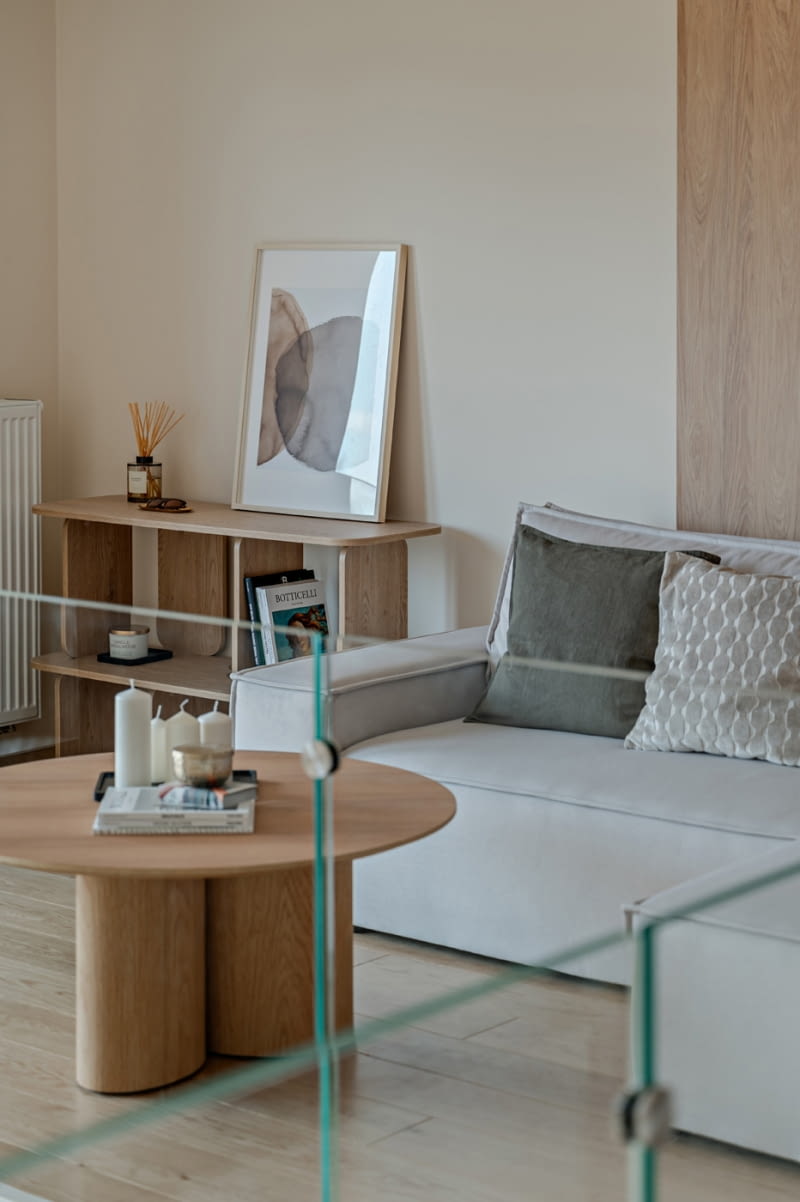 Przestrzeń w dialogu z otoczeniem – apartament nad Jeziorem Zegrzyńskim