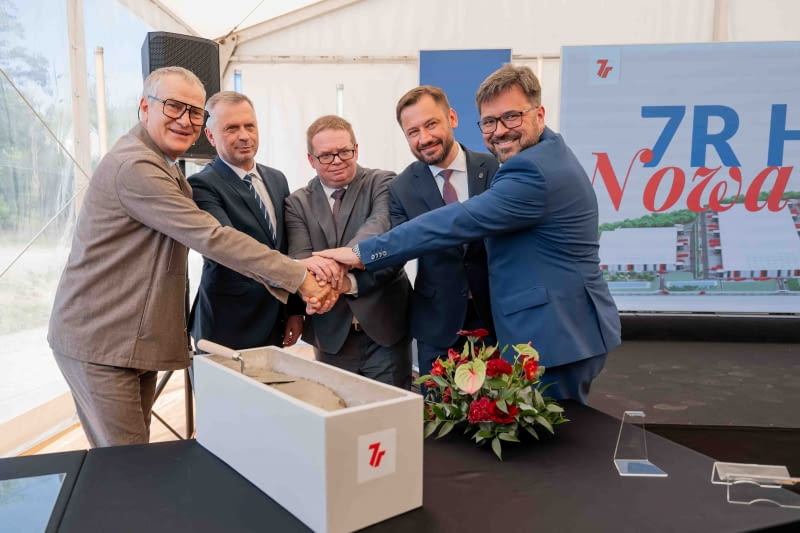 Wmurowanie kamienia węgielnego pod 7R Hub Nowa Huta w Krakowie