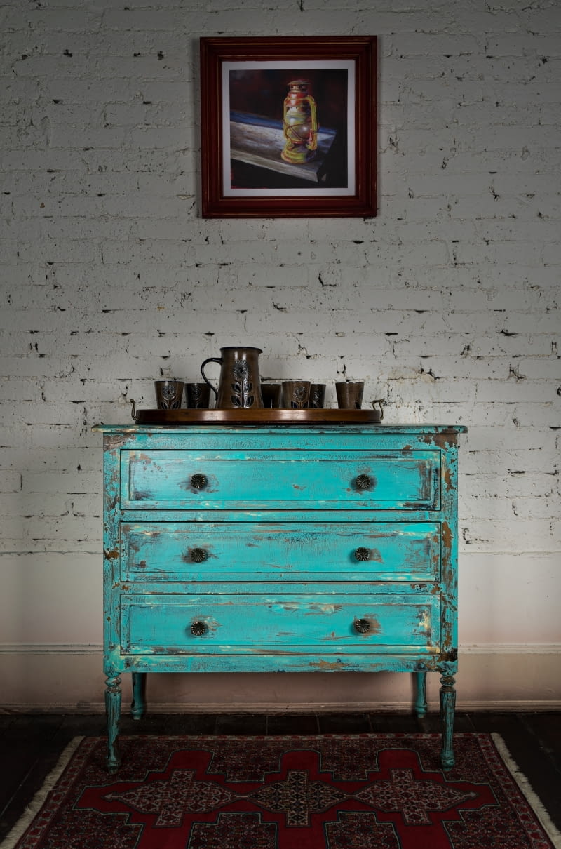 Jak ciekawie pomalować komodę?