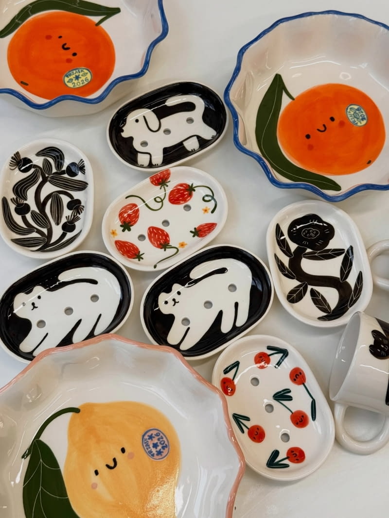 TRZASK CERAMICS TRZASK CERAMICS