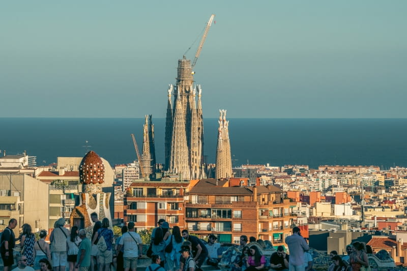 Sagrada Familia w Barcelonie zmienia panoramę miasta Sagrada Familia w Barcelonie zmienia panoramę miasta
