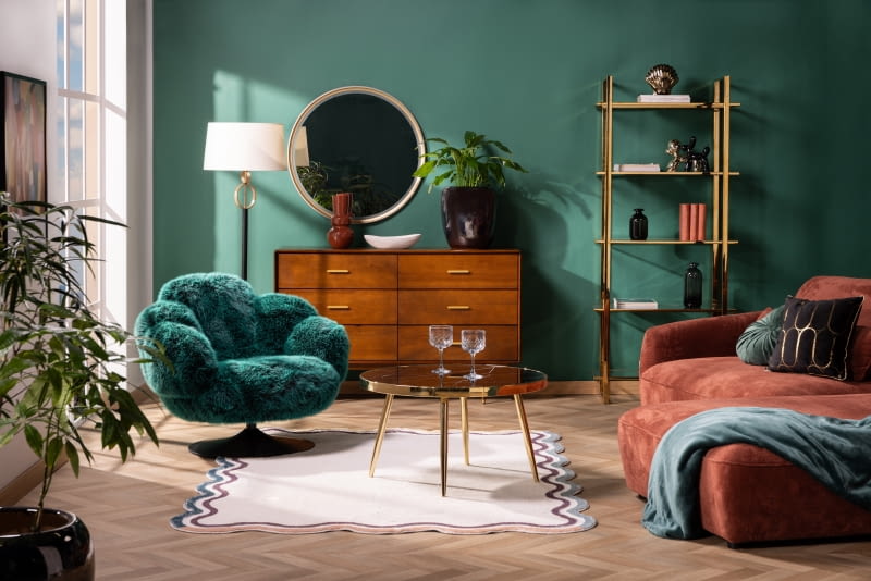 Wesoły, ciepły salon