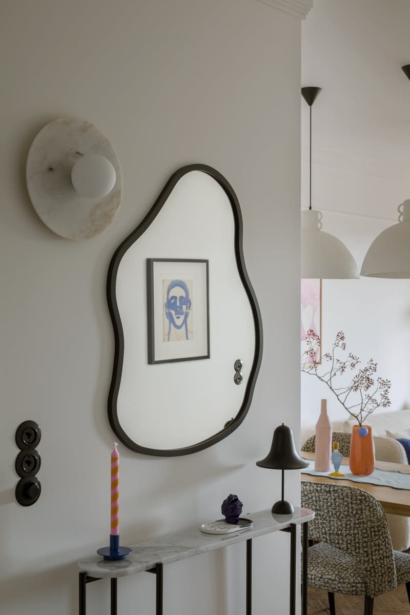 Mieszkanie, na warszawskiej Woli, które czaruje formą i kolorem Mieszkanie, na warszawskiej Woli, które czaruje formą i kolorem