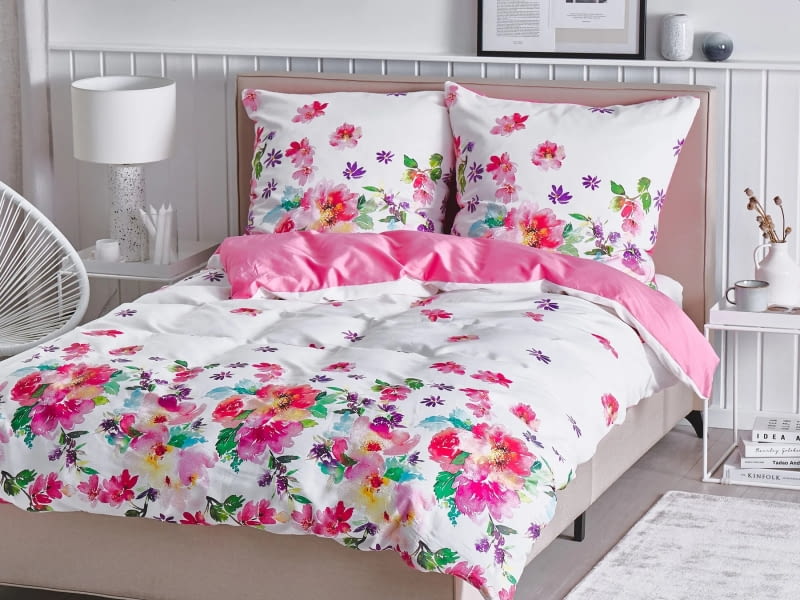 Komplet pościeli LARYNHILL, bawełna satynowa, 155 x 220 cm, 119 zł, beliani.pl Komplet pościeli LARYNHILL, bawełna satynowa, 155 x 220 cm, 119 zł, beliani.pl