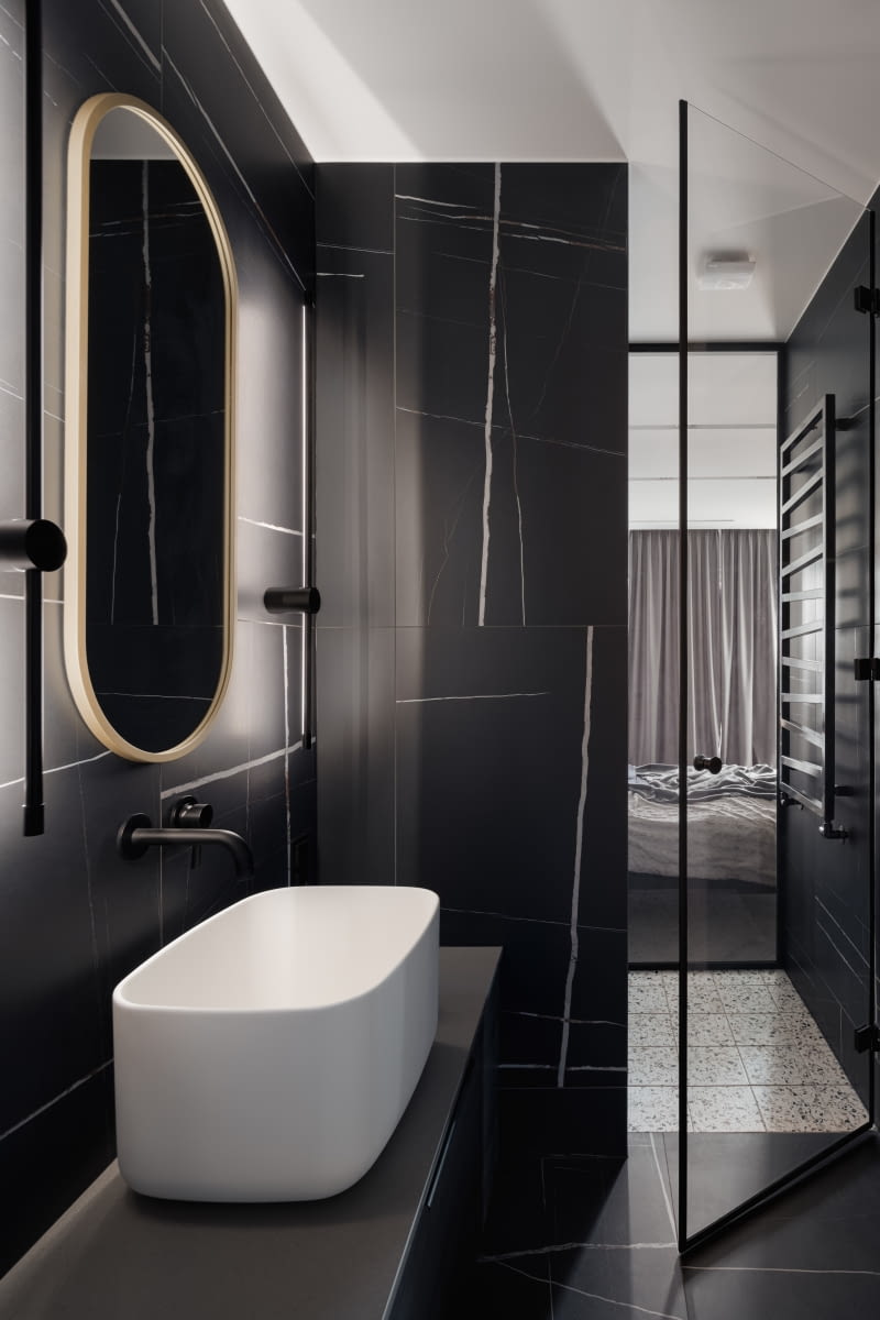 Czarne ściany - pomysły na aranżację