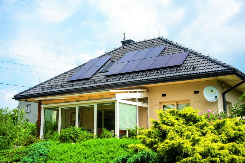 Większość pomp ciepła ma możliwość podwyższenia temperatury pracy w okresie, w którym instalacja PV generuje określoną moc elektryczną