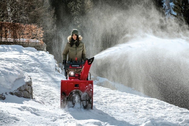 Odśnieżarka spalinowa