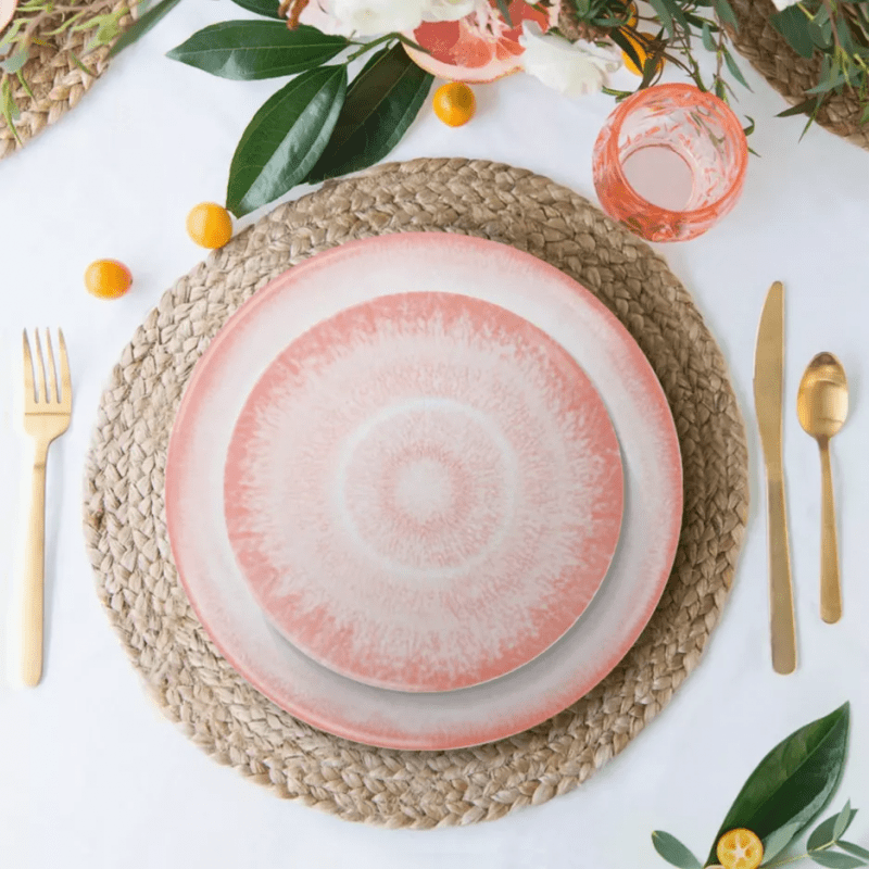 Talerz śniadaniowy DUKA SOLVIND 21 cm biały różowy porcelanowy Talerz śniadaniowy DUKA SOLVIND 21 cm biały różowy porcelanowy