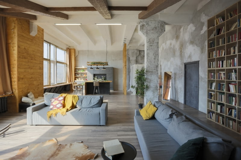 Elementy konstrukcyjne w aranżacji salonu