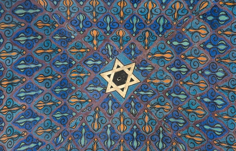 Detal kopuły domu przedpogrzebowego w Olsztynie Detal kopuły domu przedpogrzebowego w Olsztynie