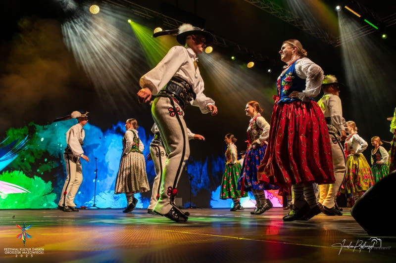 Festiwal Kultu Świata - reprezentacji naszego kraju Festiwal Kultu Świata - reprezentacji naszego kraju