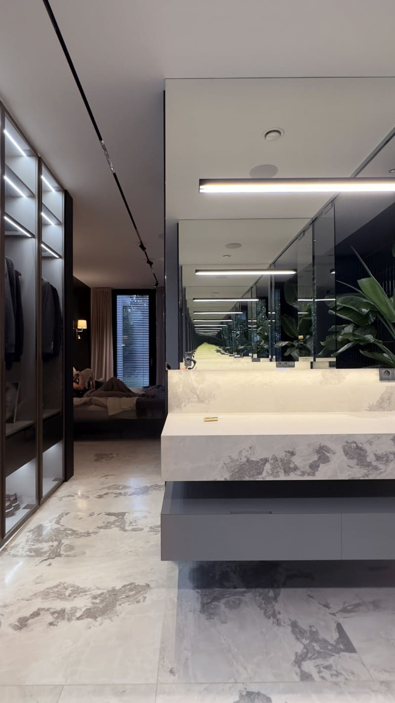Forrest House – dialog nowoczesnej architektury z zielonym otoczeniem