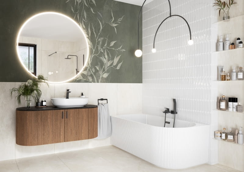 Taka łazienka wpisuje się w trend „slow life”, według którego powinniśmy zwolnić szalone tempo życia, wyciszyć się i zrelaksować, najlepiej na łonie natury.