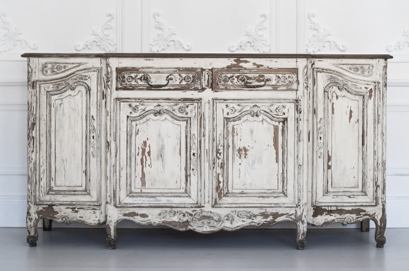 Jak ciekawie pomalować komodę?