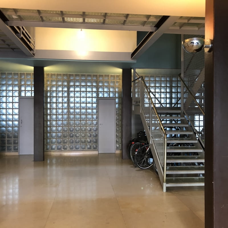 Immeuble Clarté w Genewie - wejście