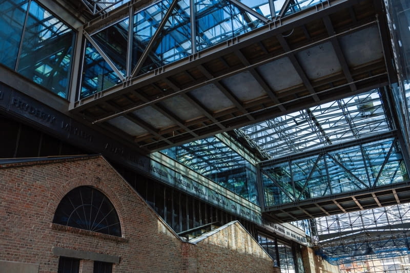 Fabryka Norblina w systemach Aluprof – muzeum czy biura? Fabryka Norblina w systemach Aluprof – muzeum czy biura?