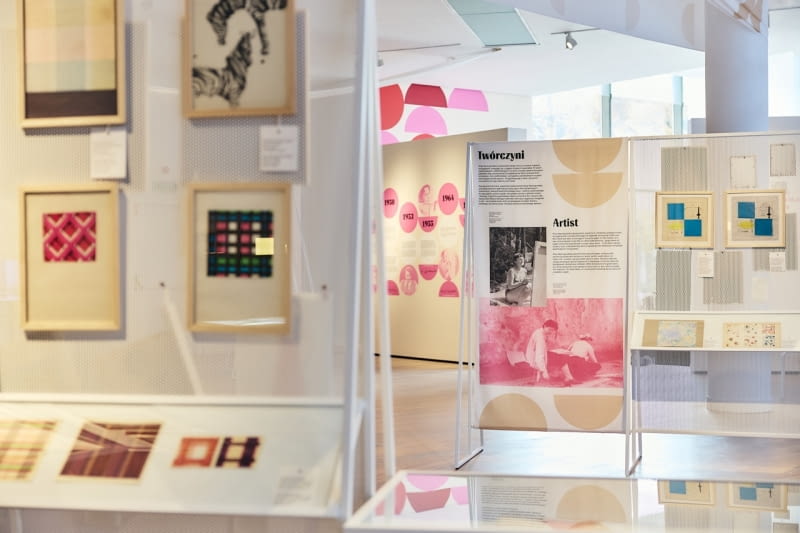 Wystawa o Alicji Wyszogrodzkiej w Muzeum Miasta Gdyni nagrodzona Dobrym Wzorem 2025