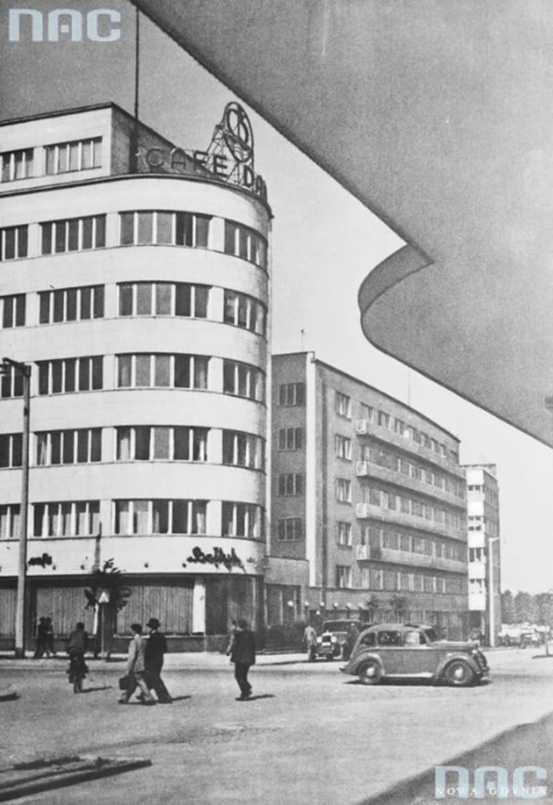 Ulica 10 Lutego u zbiegu z ulicą 3 Maja. Rok 1923 Ulica 10 Lutego u zbiegu z ulicą 3 Maja. Rok 1923