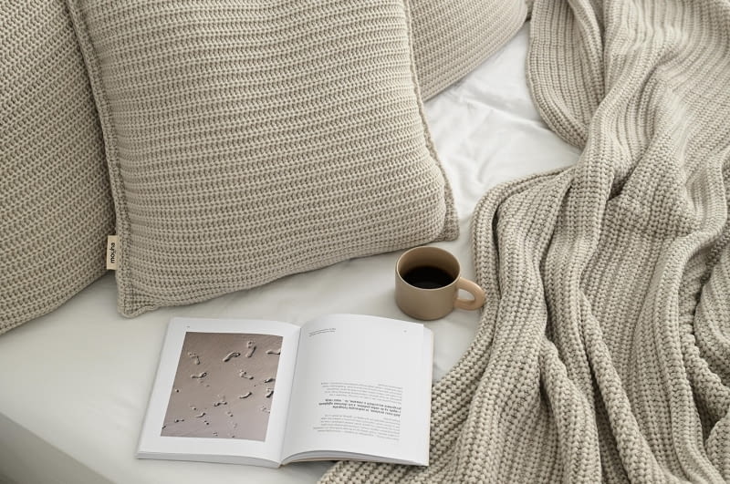 Pled kremowy z wełnianym splotem, 50% wełna, 50% akryl, 130 x 70 cm, 239 zł, moyha.pl