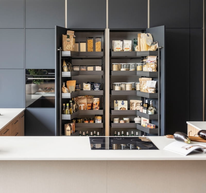 Zabudowa kuchenna. Zabudowa kuchenna.