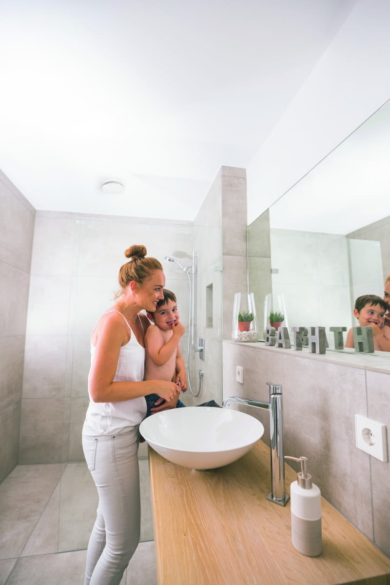 Anemostat Zehnder ComfoValve Luna E wywiewa powietrze z pomieszczeń „brudnych" takich jak kuchnia czy łazienka. Anemostat Zehnder ComfoValve Luna E wywiewa powietrze z pomieszczeń „brudnych" takich jak kuchnia czy łazienka.
