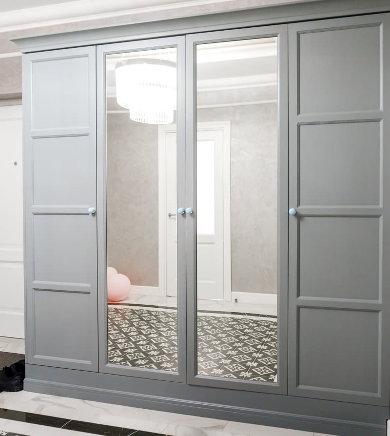 Obudowa cokołu i nadstawka.