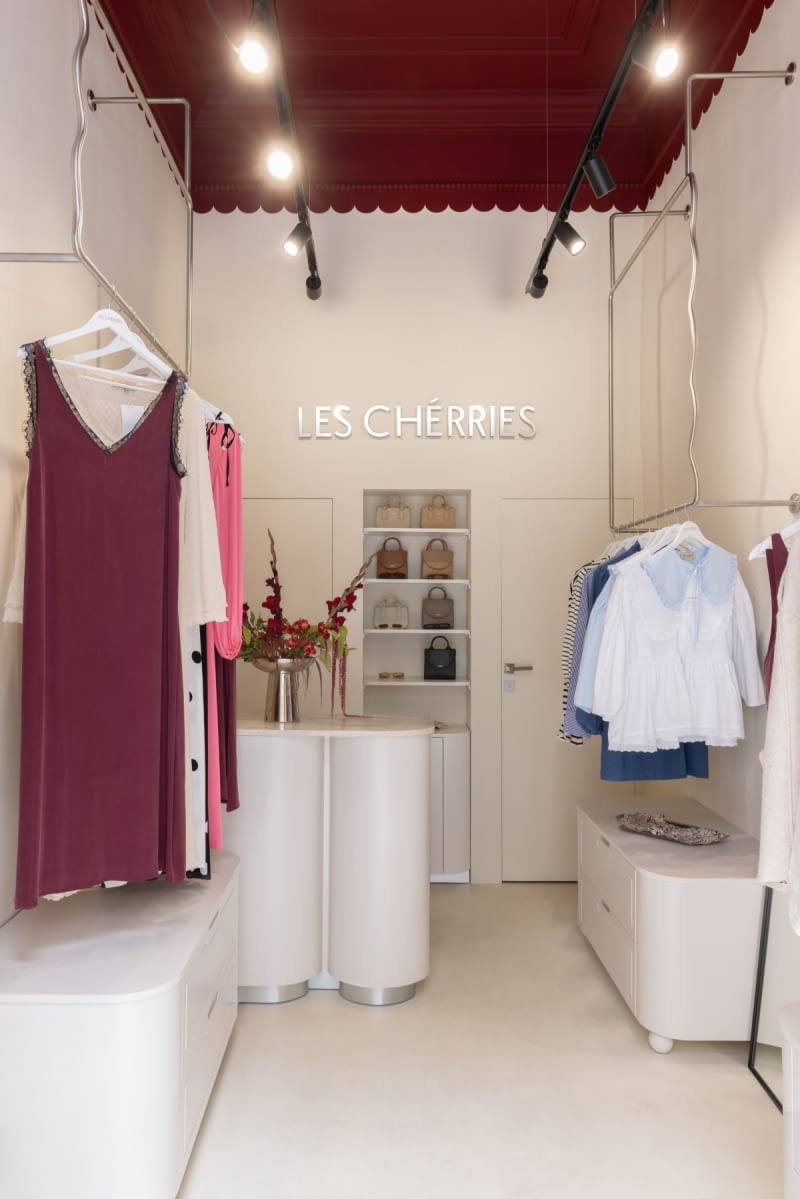 LesCherries - projekt WZ Studio LesCherries - projekt WZ Studio