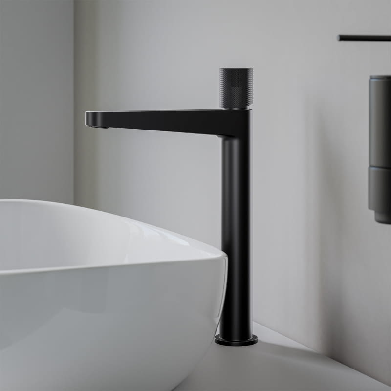 Czarna bateria, w macie lub z połyskiem, stanowi mocny element kontrastowy i stylowe uzupełnienie aranżacji.