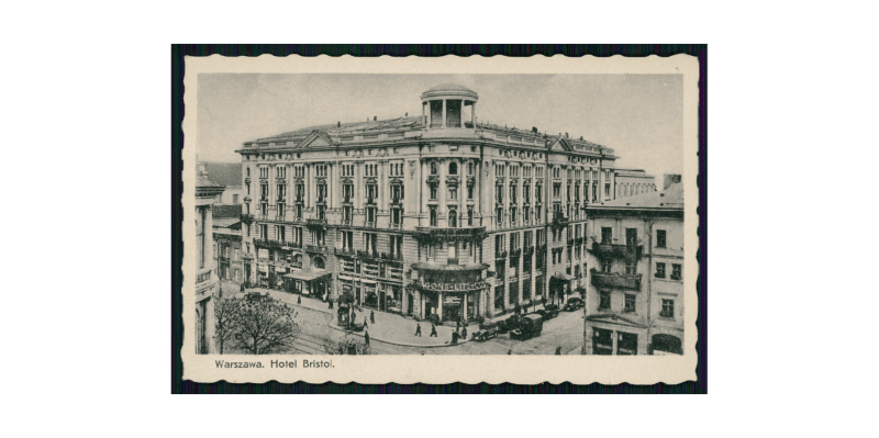 Fasada hotelu Bristol w 1939 roku Fasada hotelu Bristol w 1939 roku