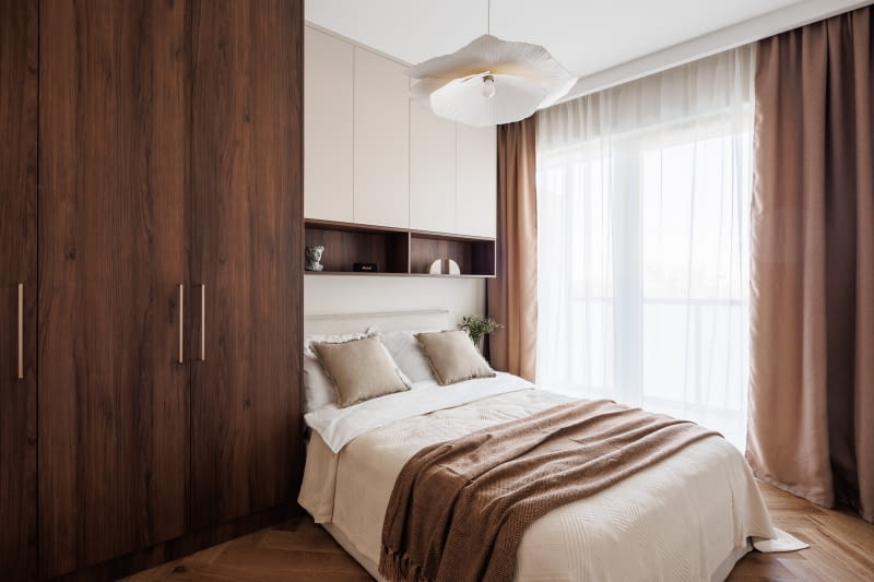 Wnętrze inspirowane estetyką połowy XX wieku - projekt Decoroom Wnętrze inspirowane estetyką połowy XX wieku - projekt Decoroom