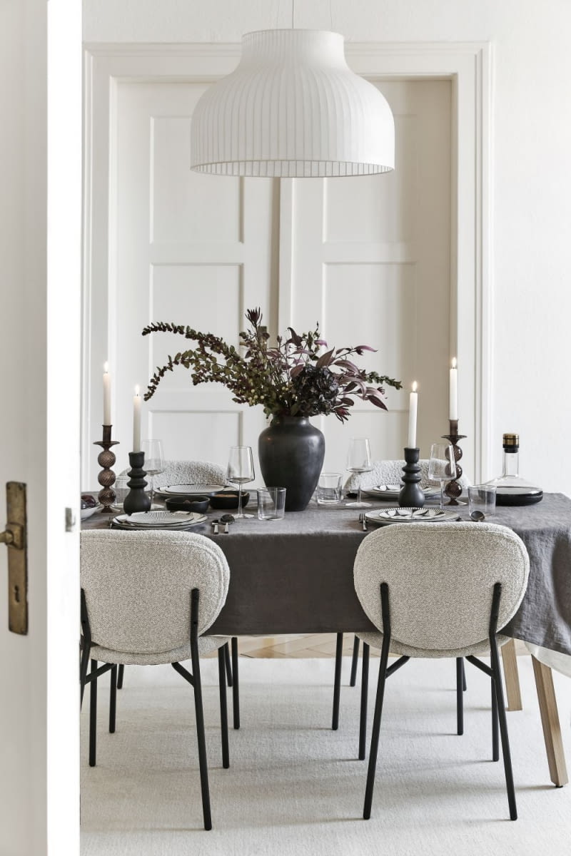 Czarno-białe mieszkanie