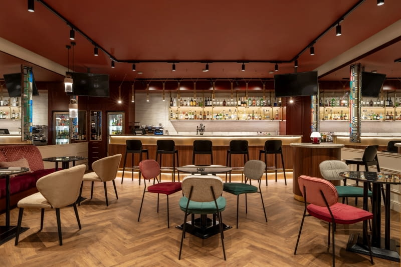 Wnętrza hotelu Mövenpick Budapest Centre - projekt pracowni Tremend