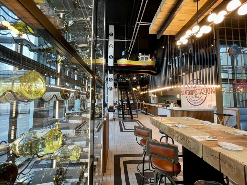 Seafood Station Graound Floor.2