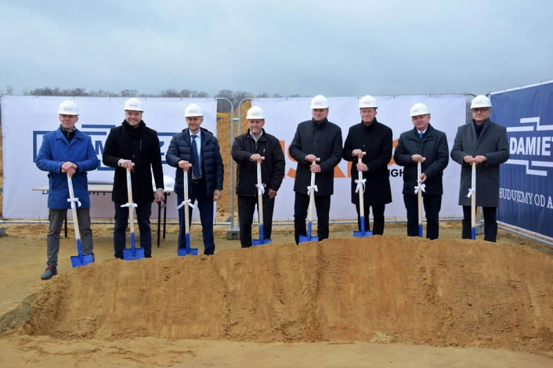 Siłą Adamietz są ludzie — doświadczeni inżynierowie, projektanci i menedżerowie, dla których budownictwo to nie tylko praca.