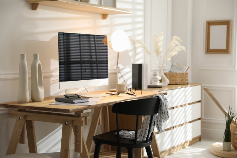 Lampy stołowe w aranżacjach - inspiracje Lampy stołowe w aranżacjach - inspiracje