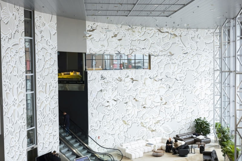 NeSpoon stworzyła nowy mural w warszawskiej DOMOTECE