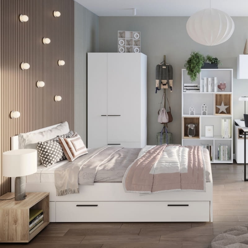 Biały pokój dla dziewczynki