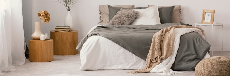 Białe mieszkanie w stylu skandynawskim