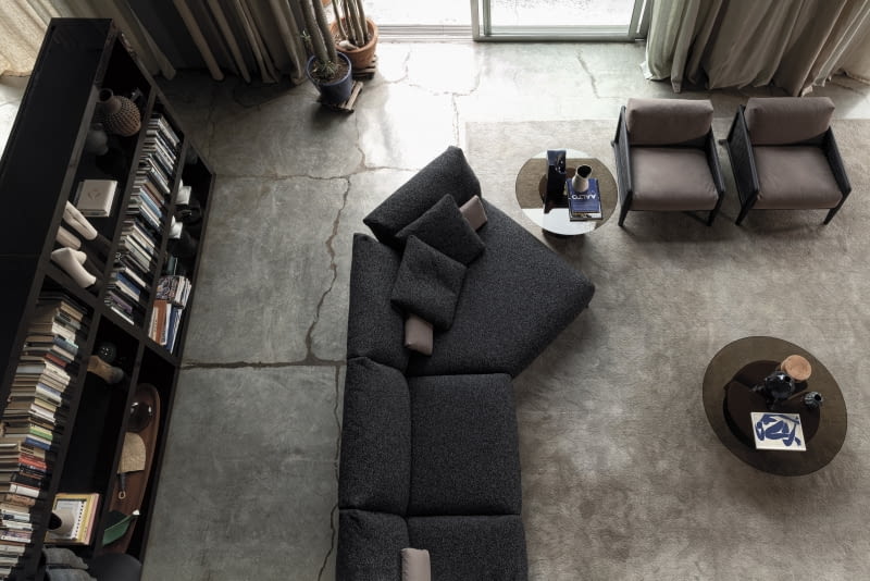 Sofa Chapeau projektu Stefano Conficconiego Sofa Chapeau projektu Stefano Conficconiego